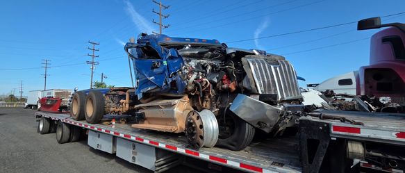 2026 Western Star * PARTS ONLY *