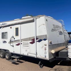 Toy hauler 