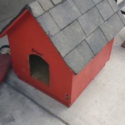 Dog House 