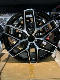 SET DE RINES G29 22X8.5 8X180 44 GLOSS BLACK MACHINED FACE - CHECK PRICE