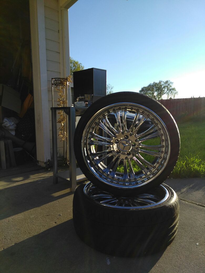 Ashanti Rims custom Mercedes Benz symbols, Fits SL500 , CL, CLK 3 Piece Rims and Tires(4 tires& Rim)