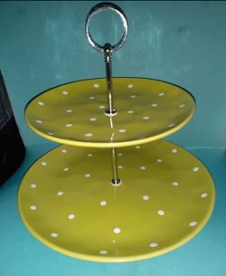 Maxwell & Williams Two Tier Cake Stand Lime Sprinkle