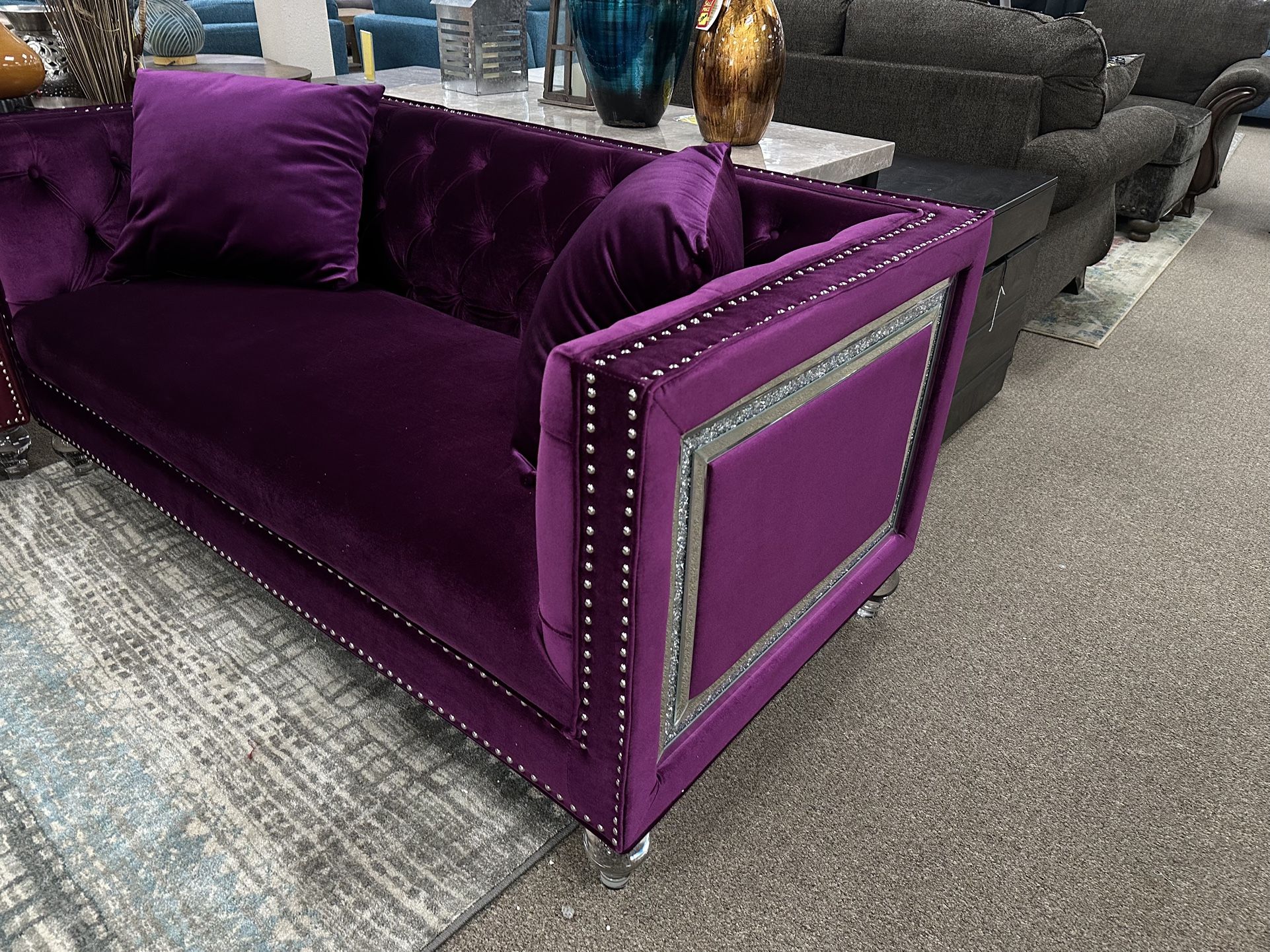 SOFAS LOVESEAT SECTIONALS BUNK BEDS DINING SETS BEDROOMS! 599.99