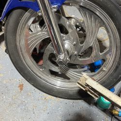 Front Harley Rim 100-90-19 Want Spoked Rom Not Interested In Money