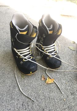 Burton snowboard boots