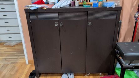 Large 3-Door Shoe Cabinet / Entryway Storage Organizer - Fits 25+ Pairs