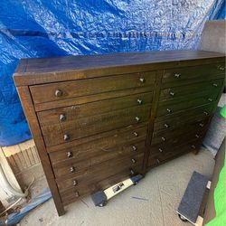 Modus Townsend Solid Wood dresser – Rustic Modern – Excellent Condition