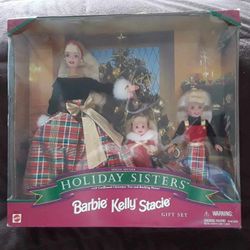 VINTAGE 1998 NIB Christmas holiday set Barbie Kelly Stacie dolls PRICE IS FIRM 