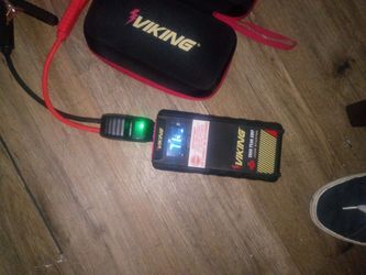 VIKING 2000 Peak Amp Lithium-Ion Jump Starter and Power Bank