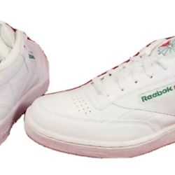 NEW REEBOK CLASSIC WHITE MAN SNEAKERS VINTAGE SHOES SIZE 9/42
 **PRICE IS FIRM**