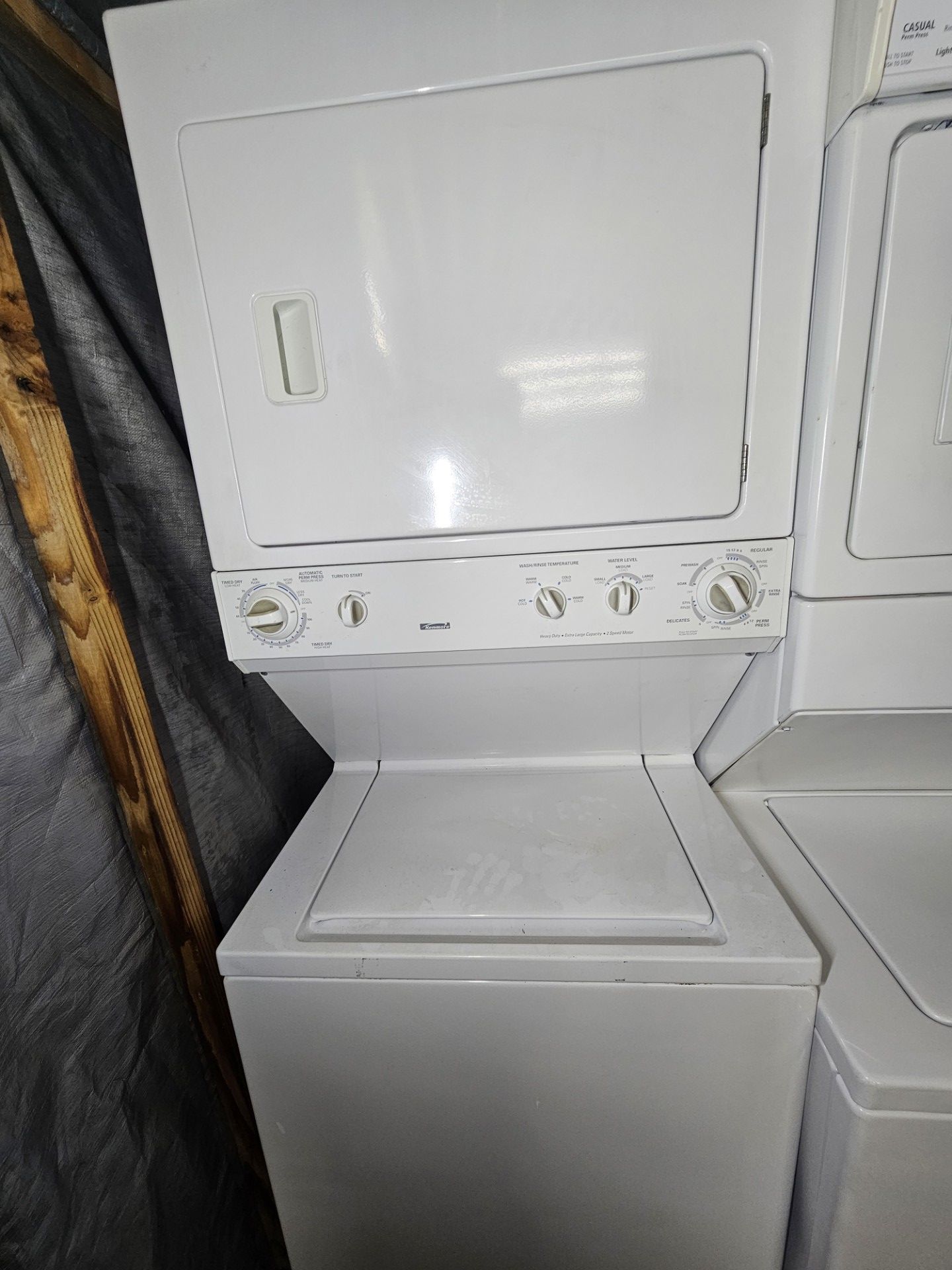 Stackable washer dryers