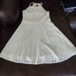 Mossimo Supply Co White Dress

Size Medium


