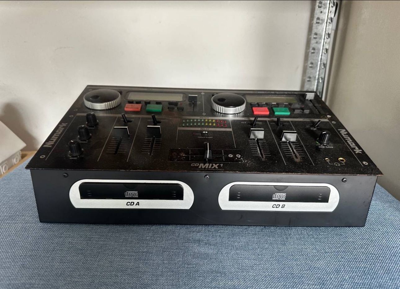 Numark CD Mixer CD Mix-1 DJ-professional Mixer for Sale in
