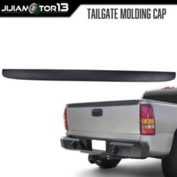 Chevy Silverado 1999-2006 Tail Gate Molding 
