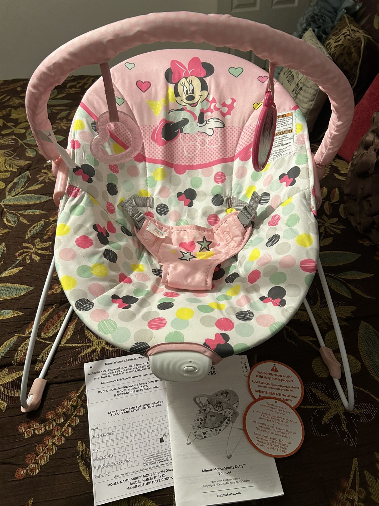 DISNEY's MINNIE MOUSE BABY BOUNCER SEAT