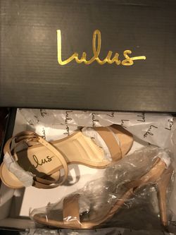 Lulus NEW 3” heels size 7