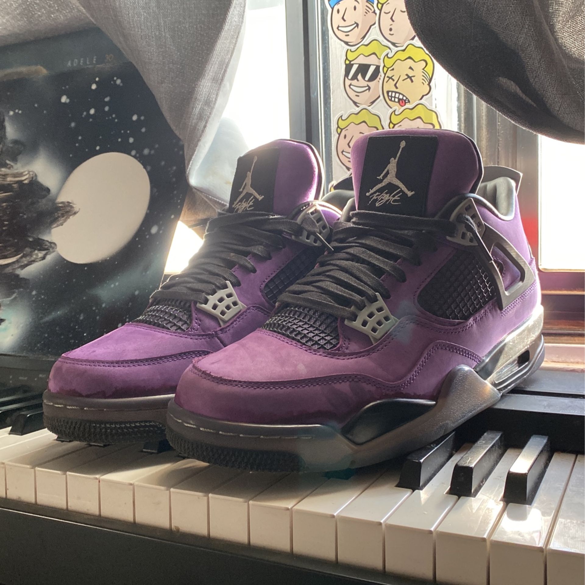 Jordan 4 travis scott purple sales