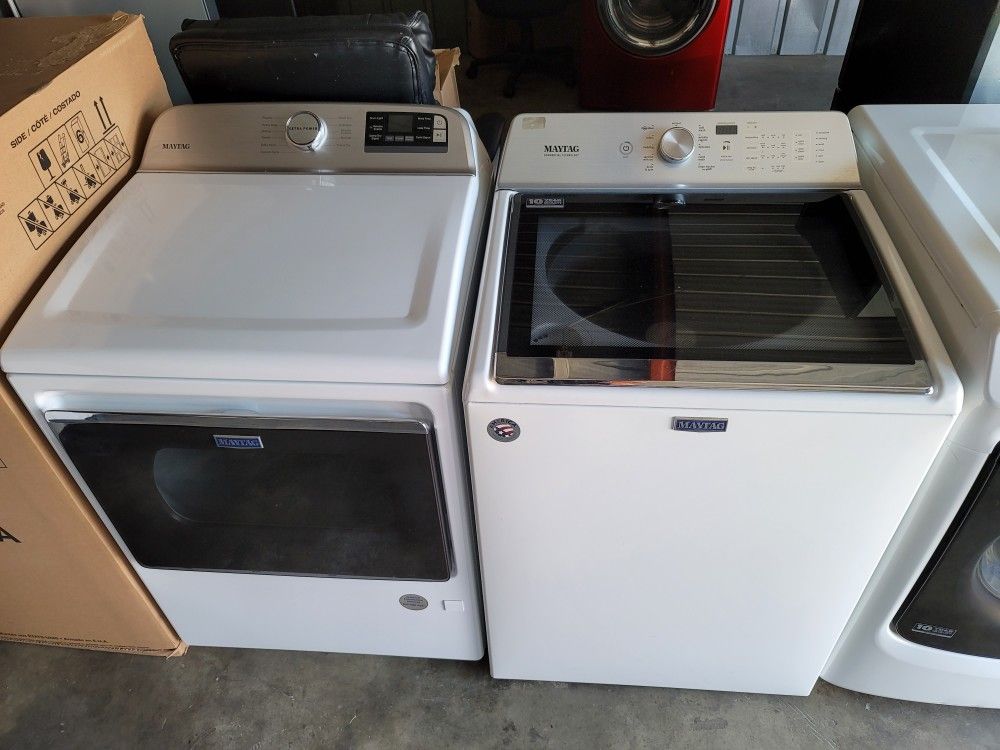 Maytag Top Load Washer With Agitator And Gas Dryer Set