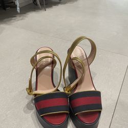 gucci wedges