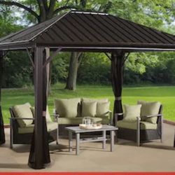 Gazebo 10x10 New In The Box 