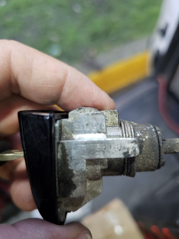 Lost Key OR Copy Of The Key Switch Replacemen Llave Perdida O Copia De Perdida Y Control