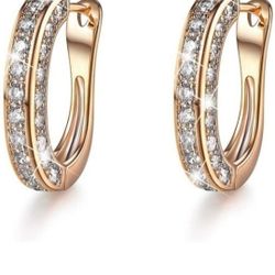 Hailia Women's Diamond Hoop Earrings Open Hoops Diamond Earrings Glittering Round Diamond Earrings for Women Girls (Gold)

￼

￼

￼

￼


