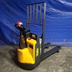 2016 Yale Electric Pallet Jack MPB045VG - 43