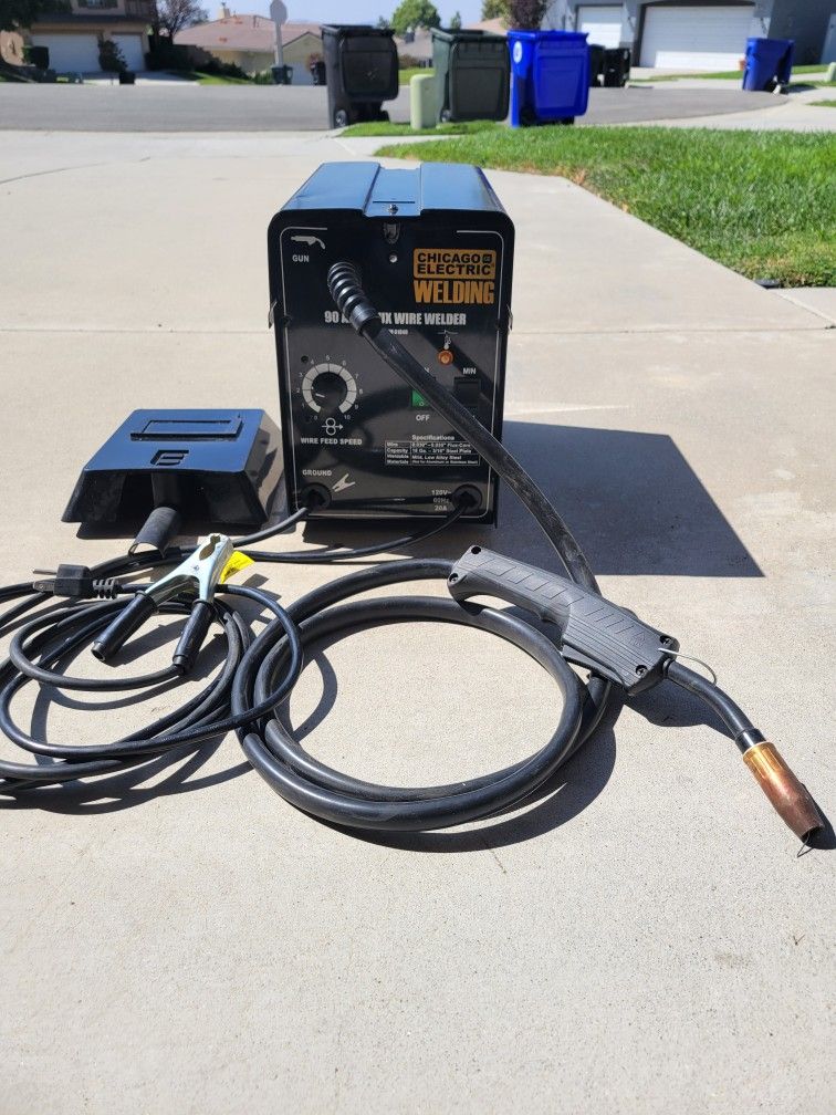 Chicago Electric Wire Welder
