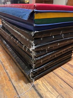 FREE- 4 Tumbling Mats- pickup Garfield Park