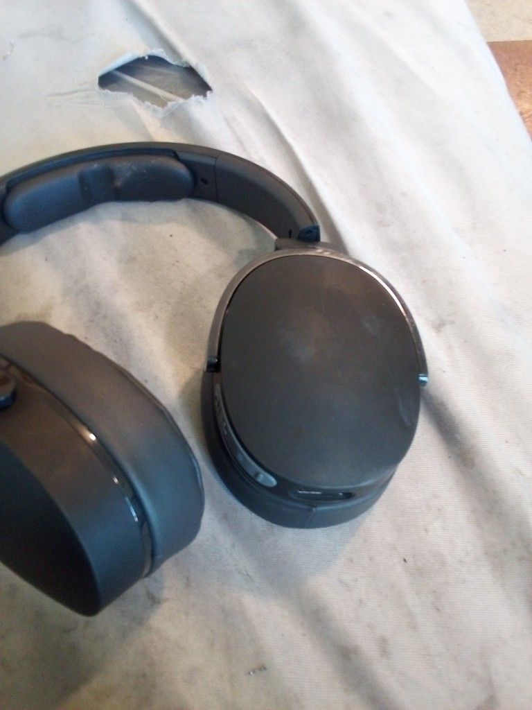 Skullcandy Studio Headphones