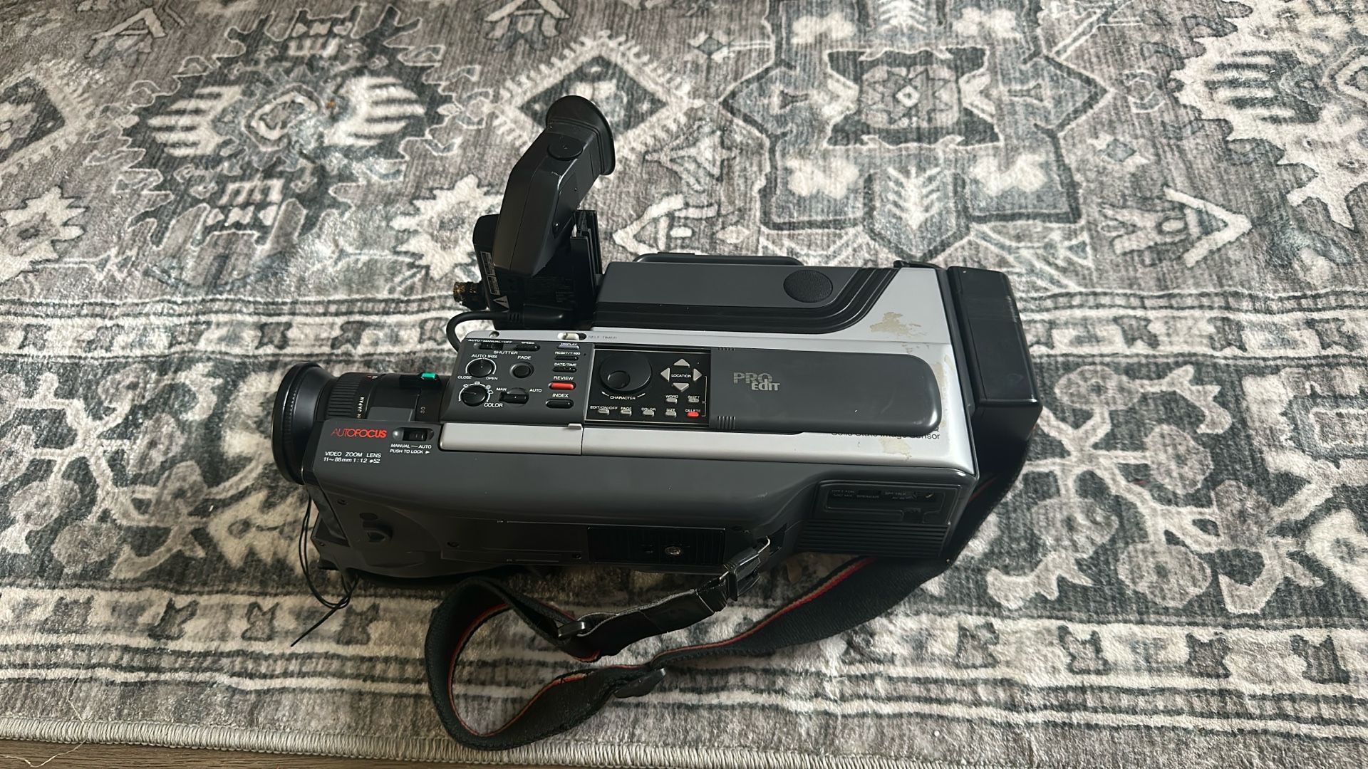 PRO EDIT RCA VHS CAMCORDER 