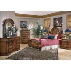 California King Poster Rails & Woods Slat Full Frame and Footboard, with large Mirror. Over $1300 New