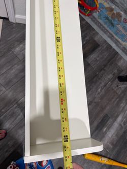 White desk hutch $10