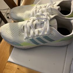 Lot Of Good Condition Nike And Adidas Shoes All $55 8.5