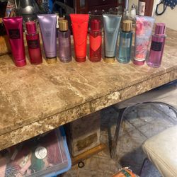 Victoria Secret Body Sprays And Lotions 