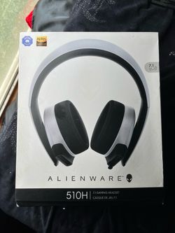 Alien ware mouse and head set