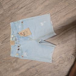 Levi's Jean Short 