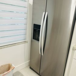Frigidaire Refrigerator And Microwave