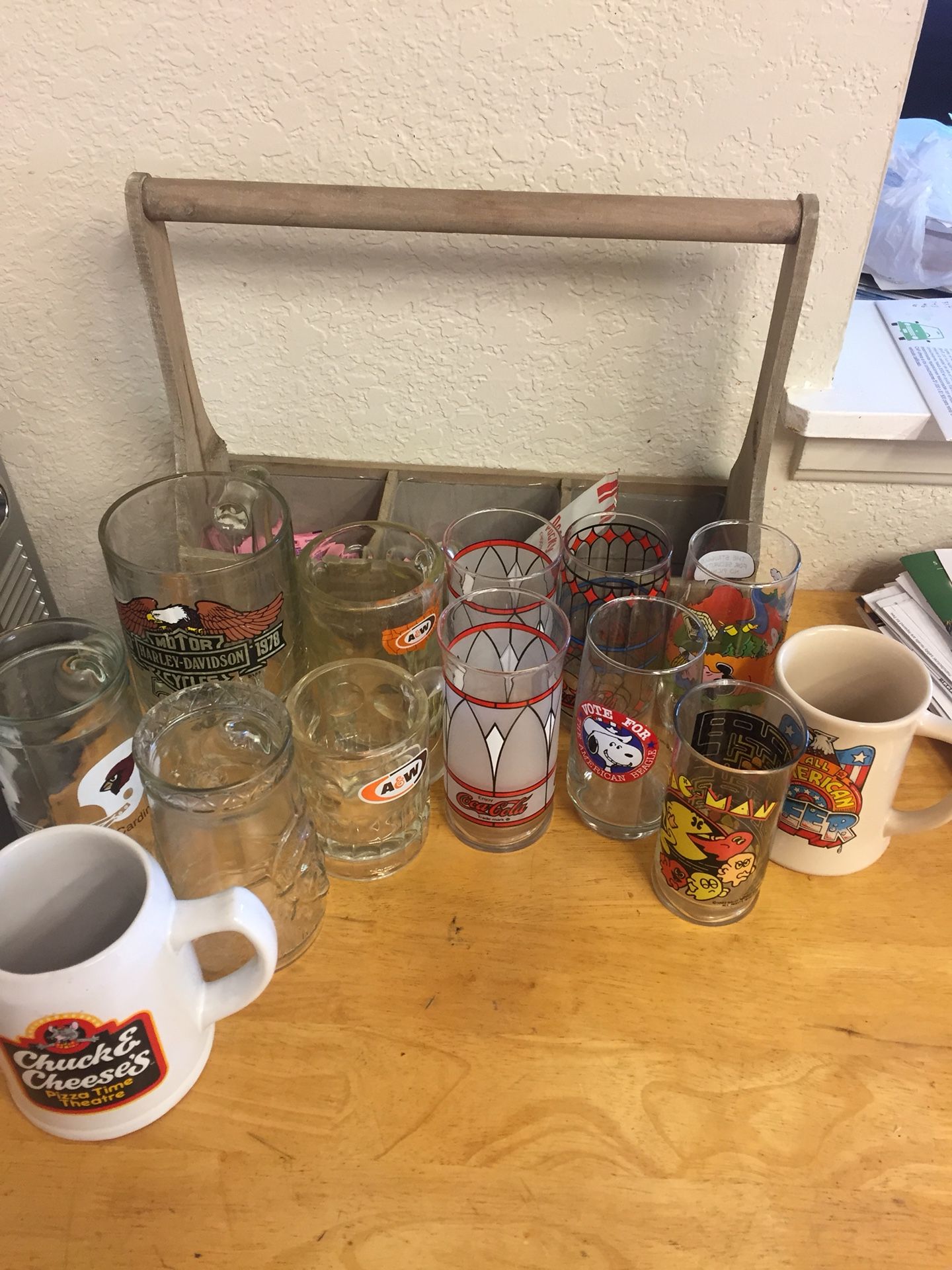 Collectible cups, mugs, glasses