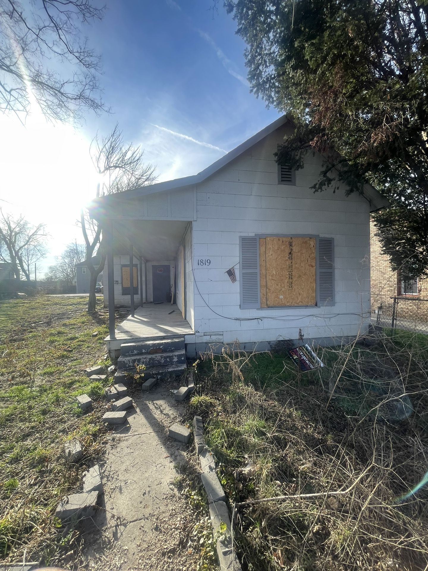 House / Lot For Sale