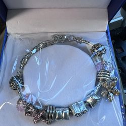 Bellacharms NWT Costume Jewelty Silver Anchor & Turquoise Charm Bracelet.