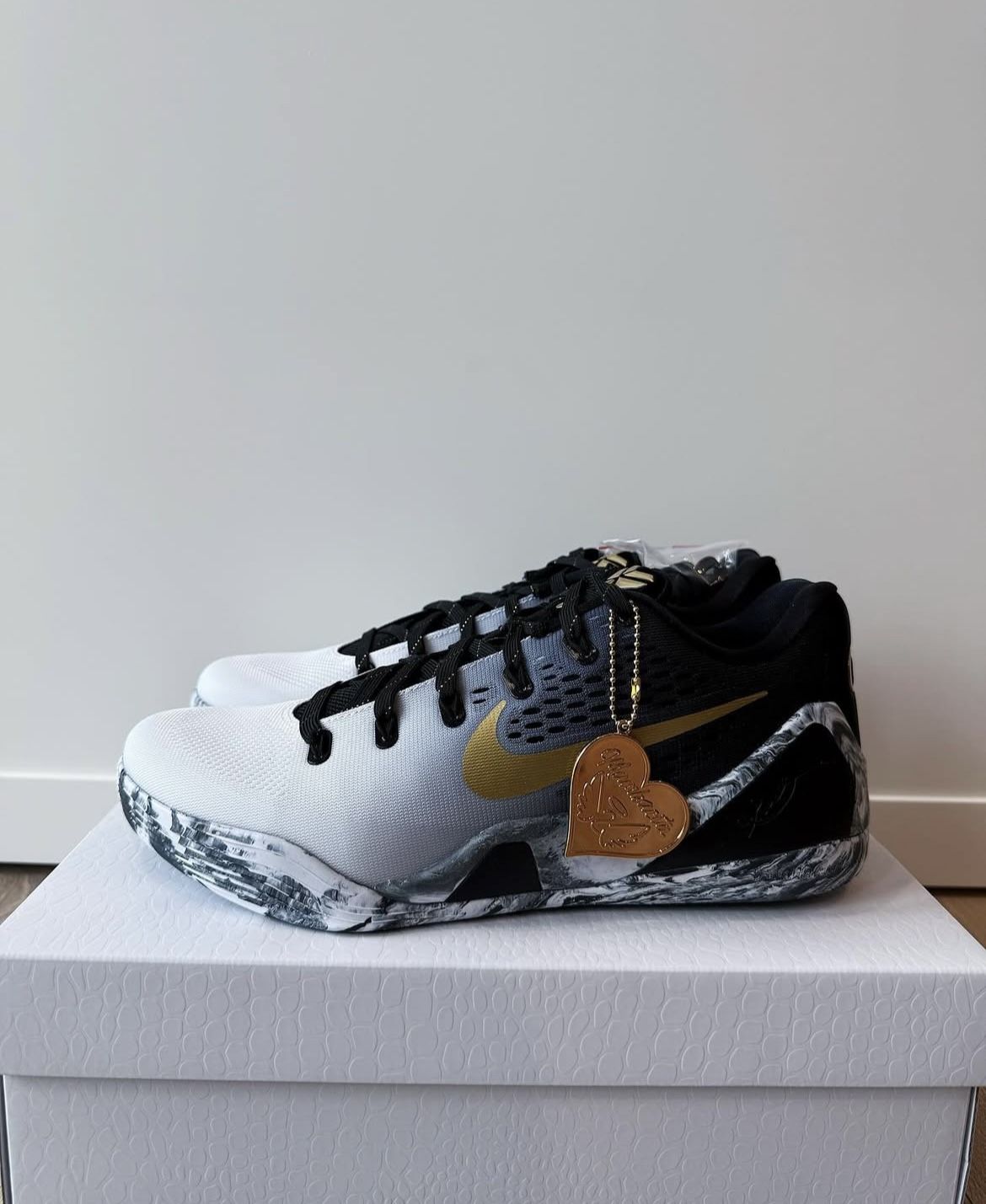 Nike Kobe 9 Mambacita Gigi