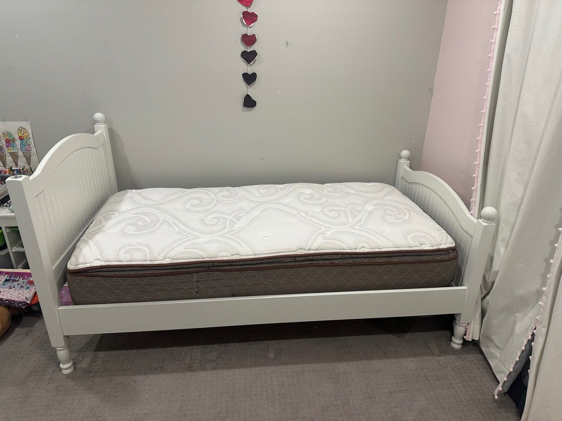 Pottery Barn Twin Bed & Trundle