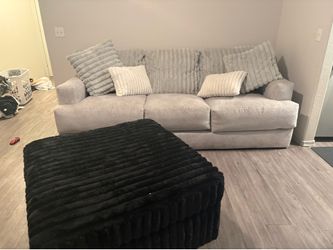 FUZZY COUCH AND OTTOMAN MUST GO BY FRIDAY