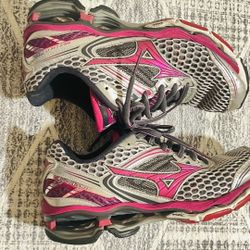 Mizuno Creation Women 7.5