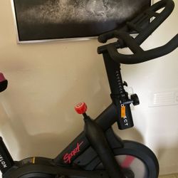 Echelon Bike Like New