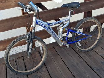 Mongoose mountain bike 21 speed