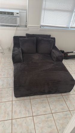 Free oversized chair; must pick up yourself and fit through door