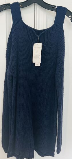 NEW Knit Sweater Navy Size Small $15