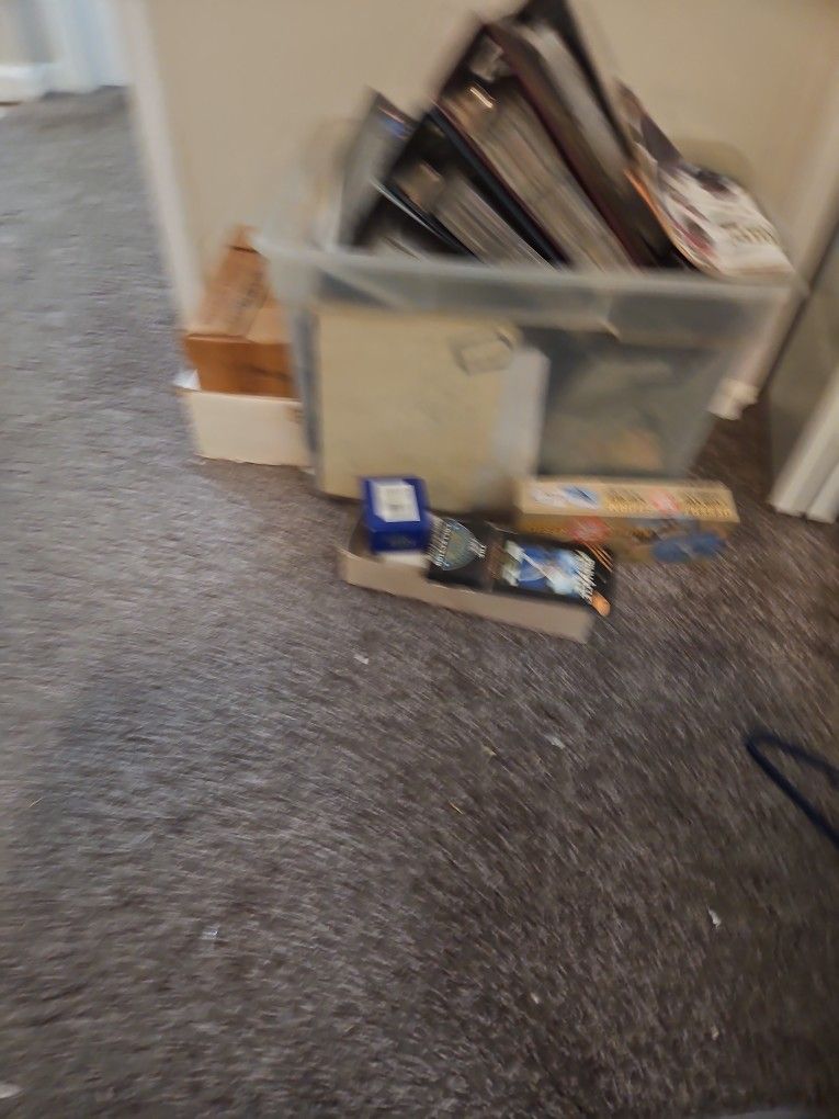 Baseball Card, Memorabilia, Some Basjetball